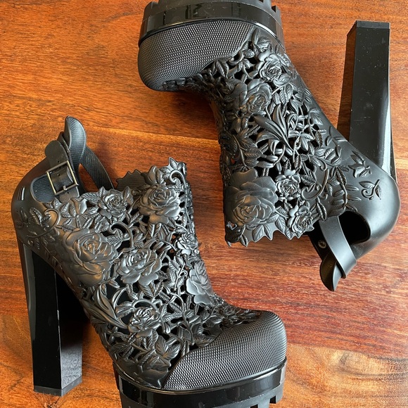 Melissa + Alexandre Herchcovitch - Iconic Boots - Picture 6 of 6